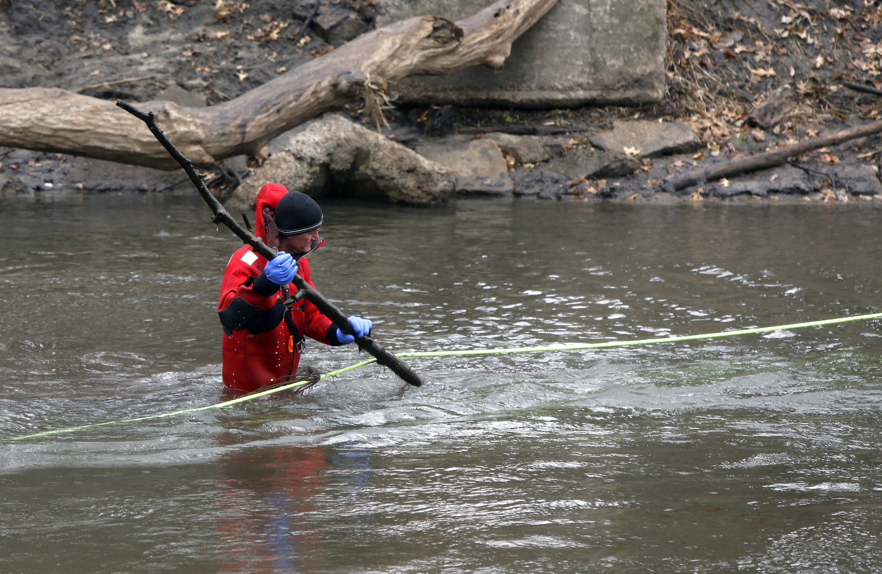 041418mp-Search-Jake-Wilson-4